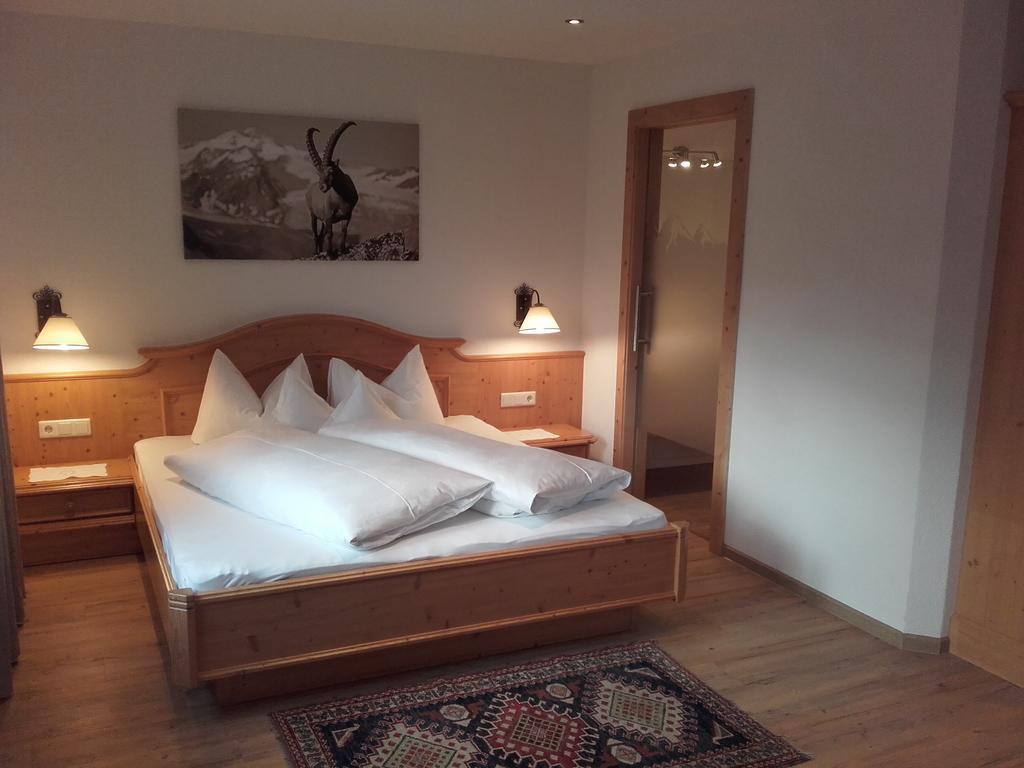 Tirol Appartement Haus Zillertal Zell am Ziller Oda fotoğraf